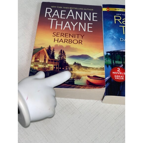RaeAnne Thayne Book Set Collection Serenity Harbor Dancing Moonlight Paperbacks - Picture 4 of 5
